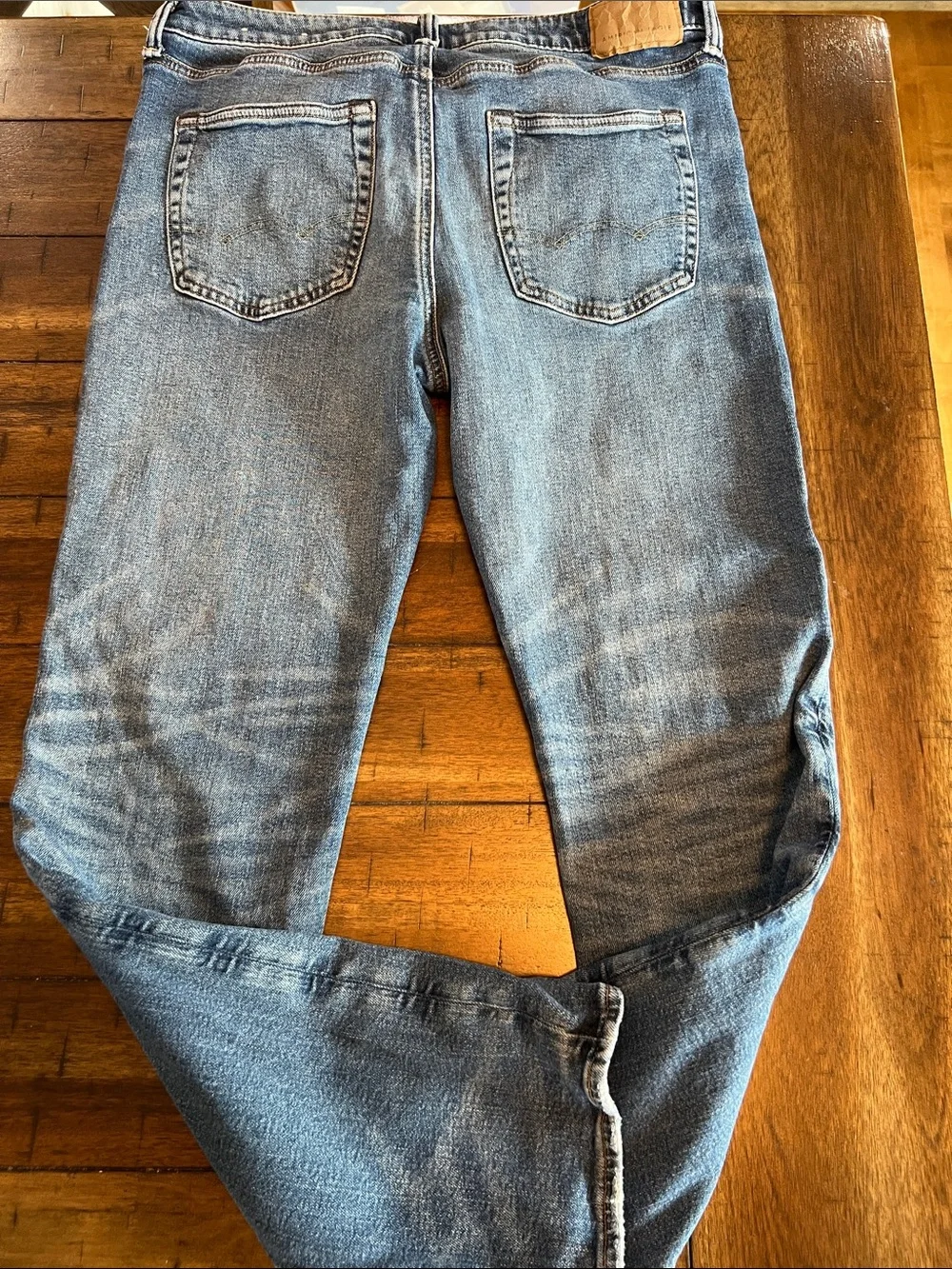 American Eagle Outfitters Men’s Washed Blue Slim Straight Jeans